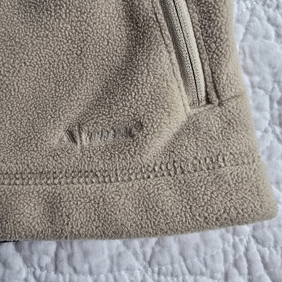 MEC Polartec Fleece Vest - Picture 4 of 10